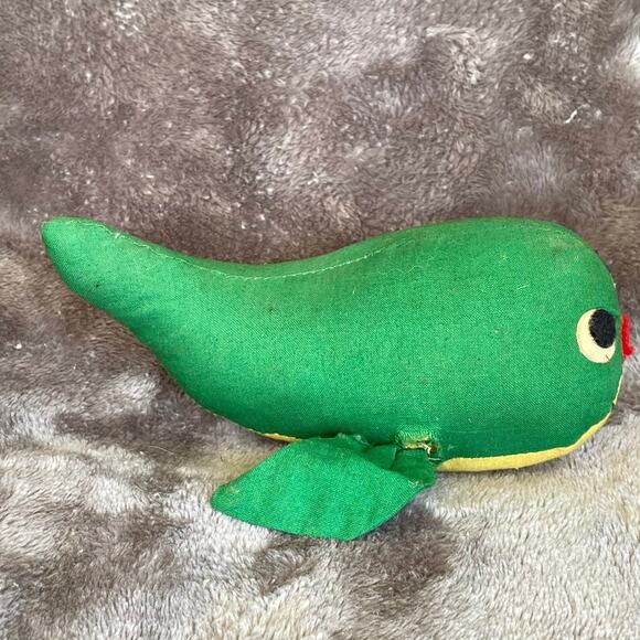 Lanakila Crafts Stuffed Whale Toy 6" Vtg 1970s Hawaii Souvenir Rare Imperfect - Picture 4 of 16